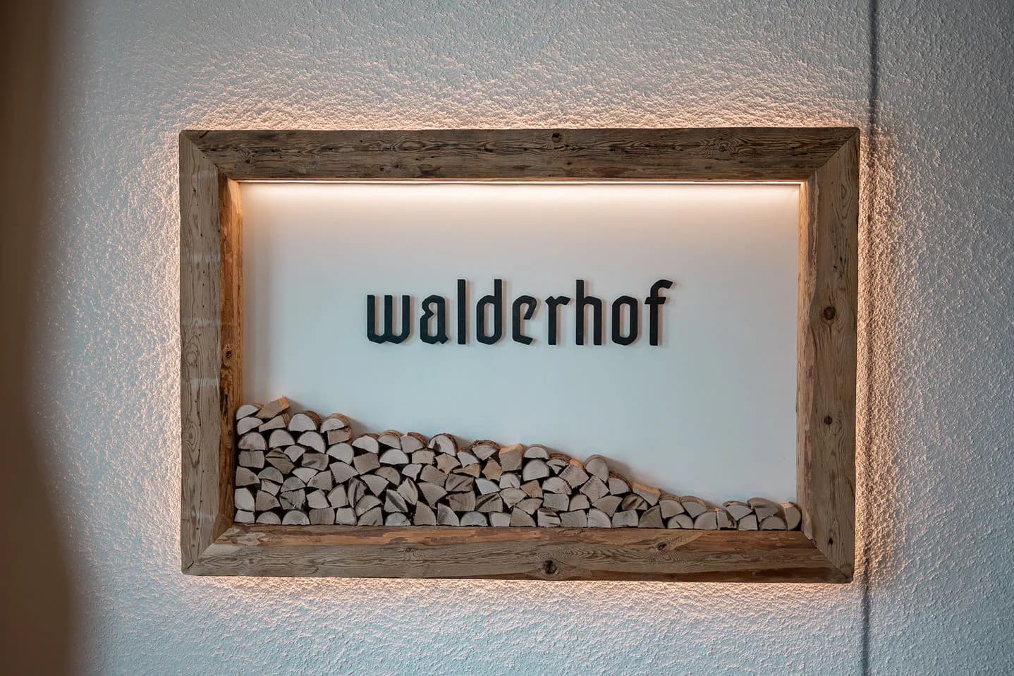 Exklusives Weinschmecker Angebot: Südtiroler Weine im Walderhof entdecken